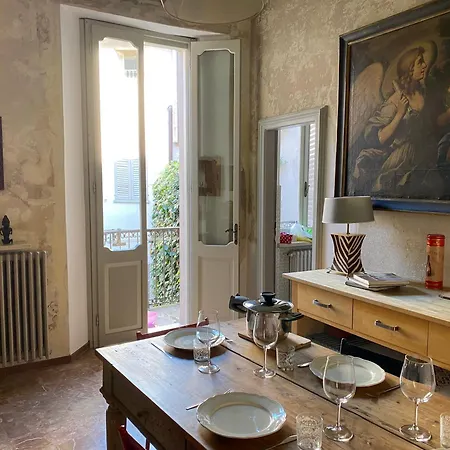 7.frecavalli In Palazzo D'epoca Apartment